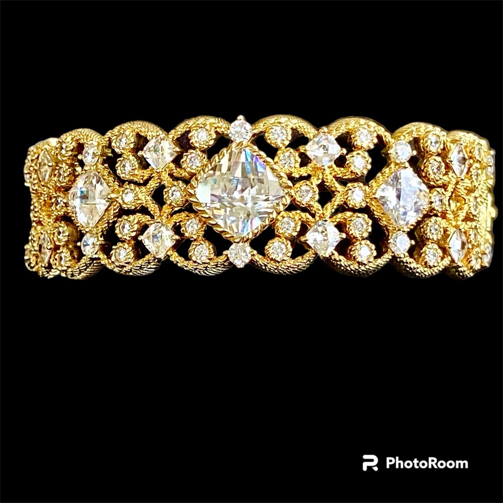 Fabulous gold washed Judith Ripka, Sterling silver bracelet